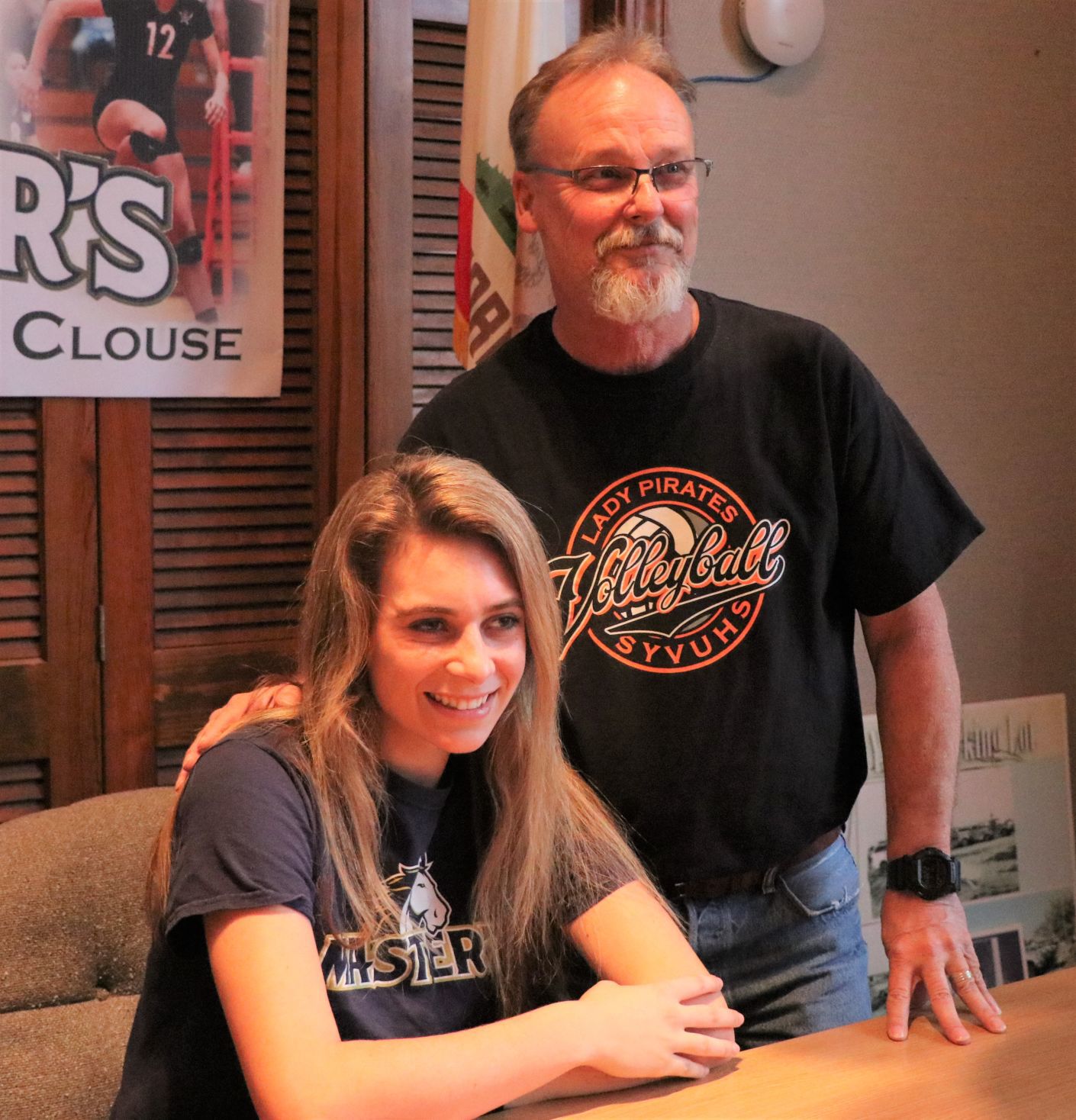 121719 SYHS Signings 07.JPG